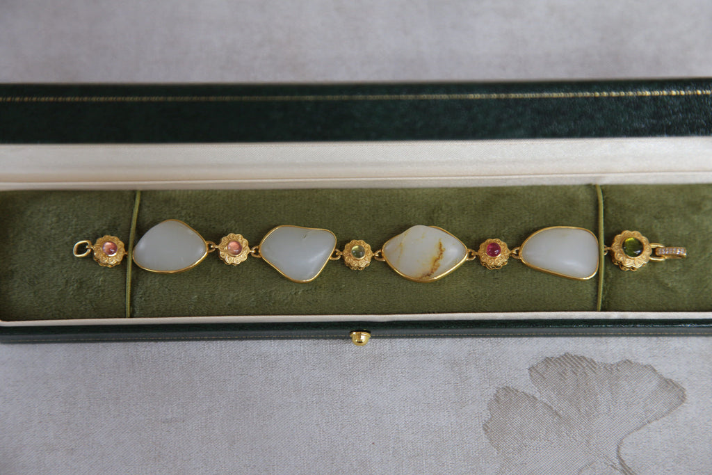 ATELIER 003 · Suet White — nephrite jade bracelet, packaging