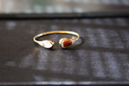 ATELIER 004 · Caramel — nephrite jade bangle, size reference