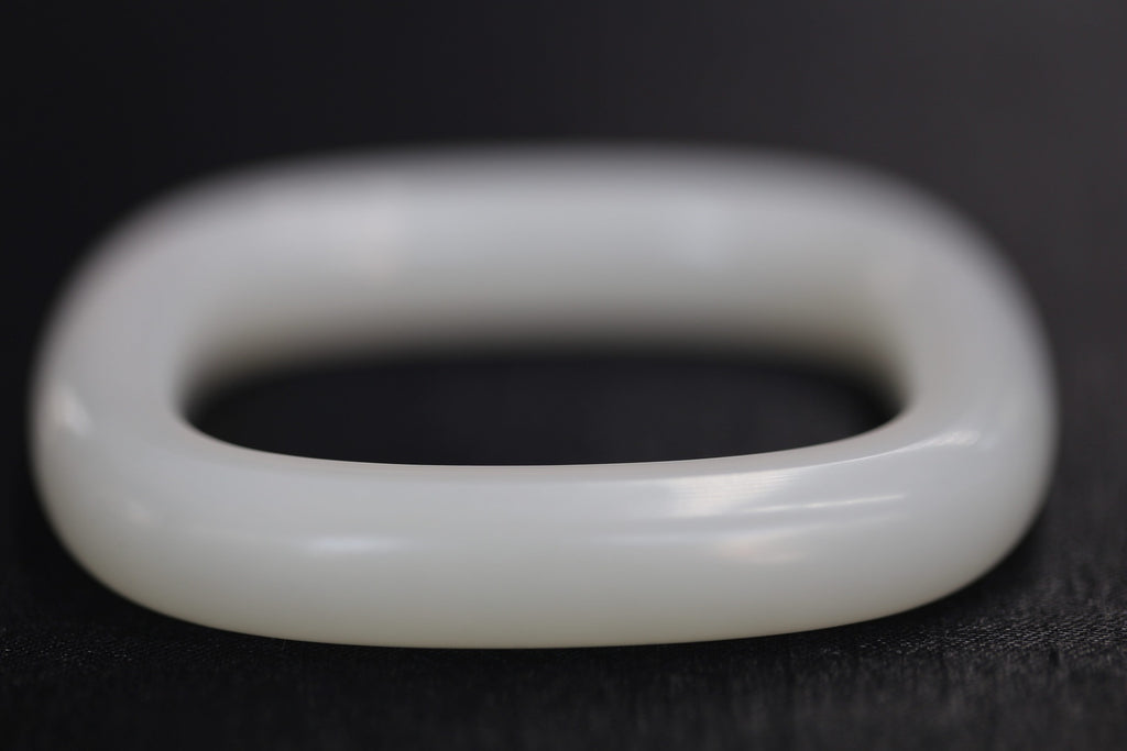ATELIER 006 · Suet White — nephrite jade bangle, detail