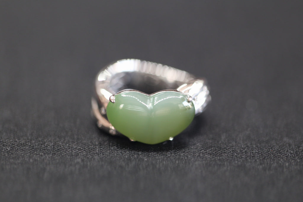 ATELIER 010 · Cat's Eye — nephrite jade bangle & ring set, ring, front