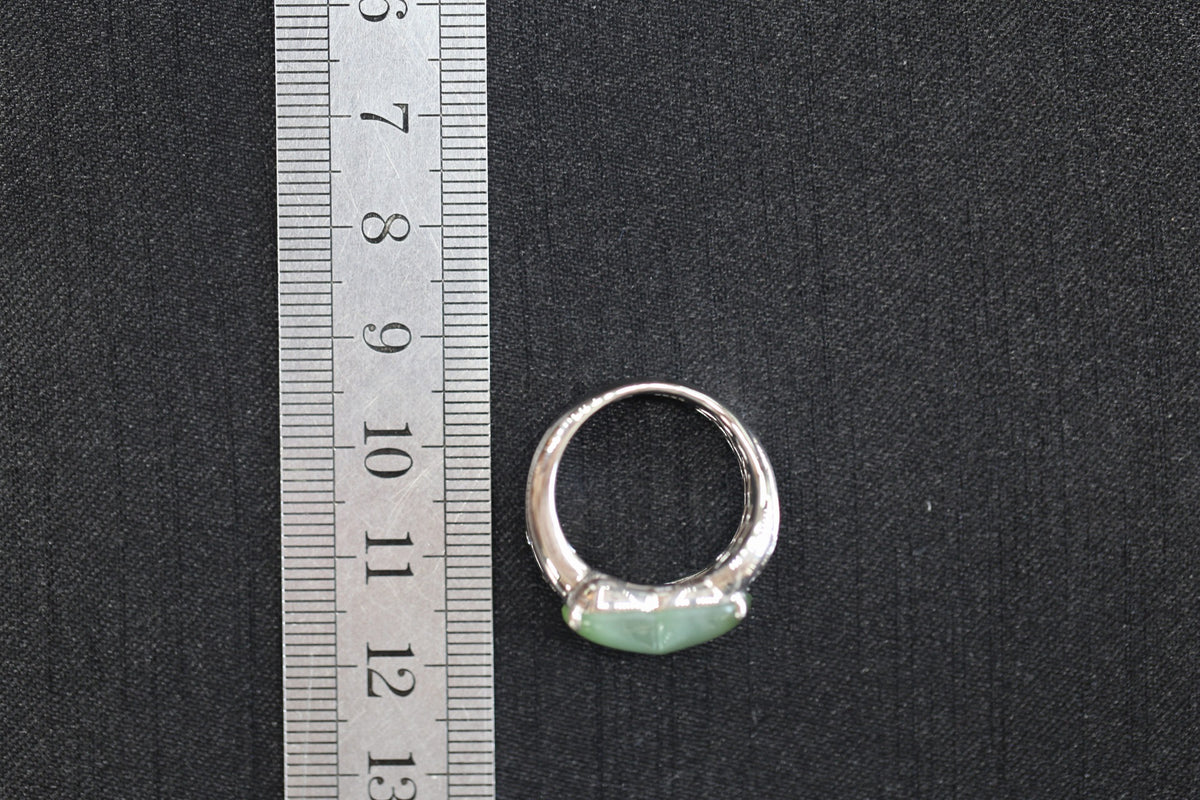 ATELIER 010 · Cat's Eye — nephrite jade bangle & ring set, ring, size reference