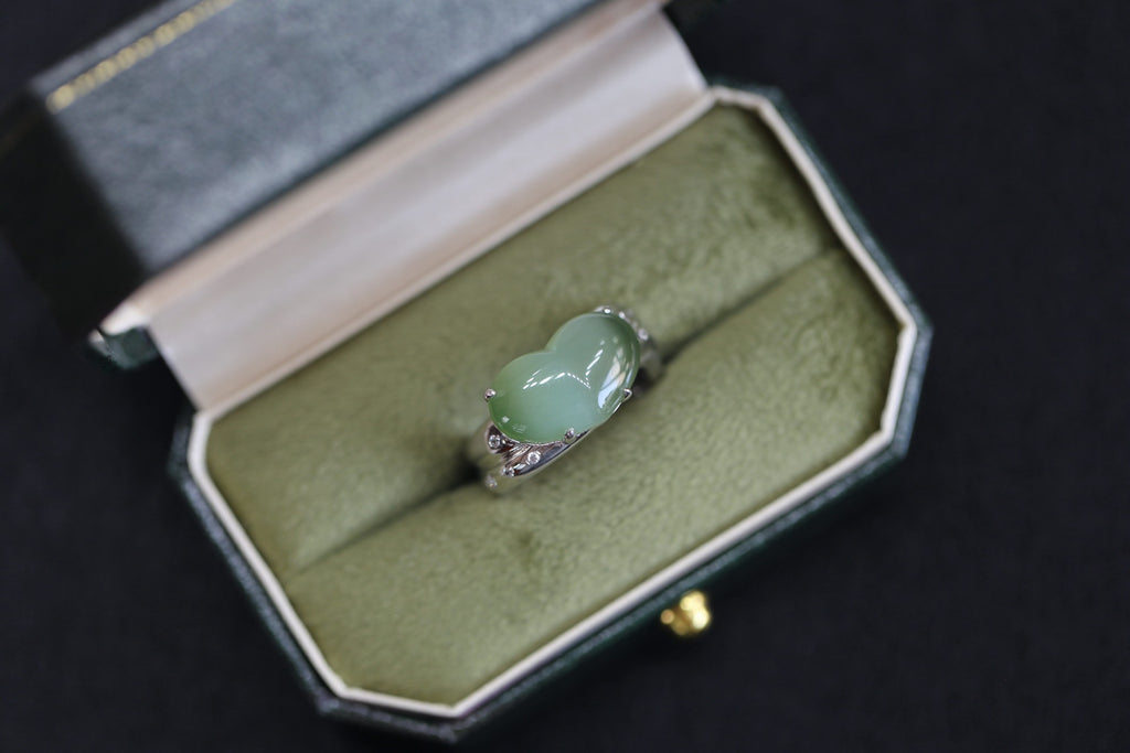 ATELIER 010 · Cat's Eye — nephrite jade bangle & ring set, ring, packaging