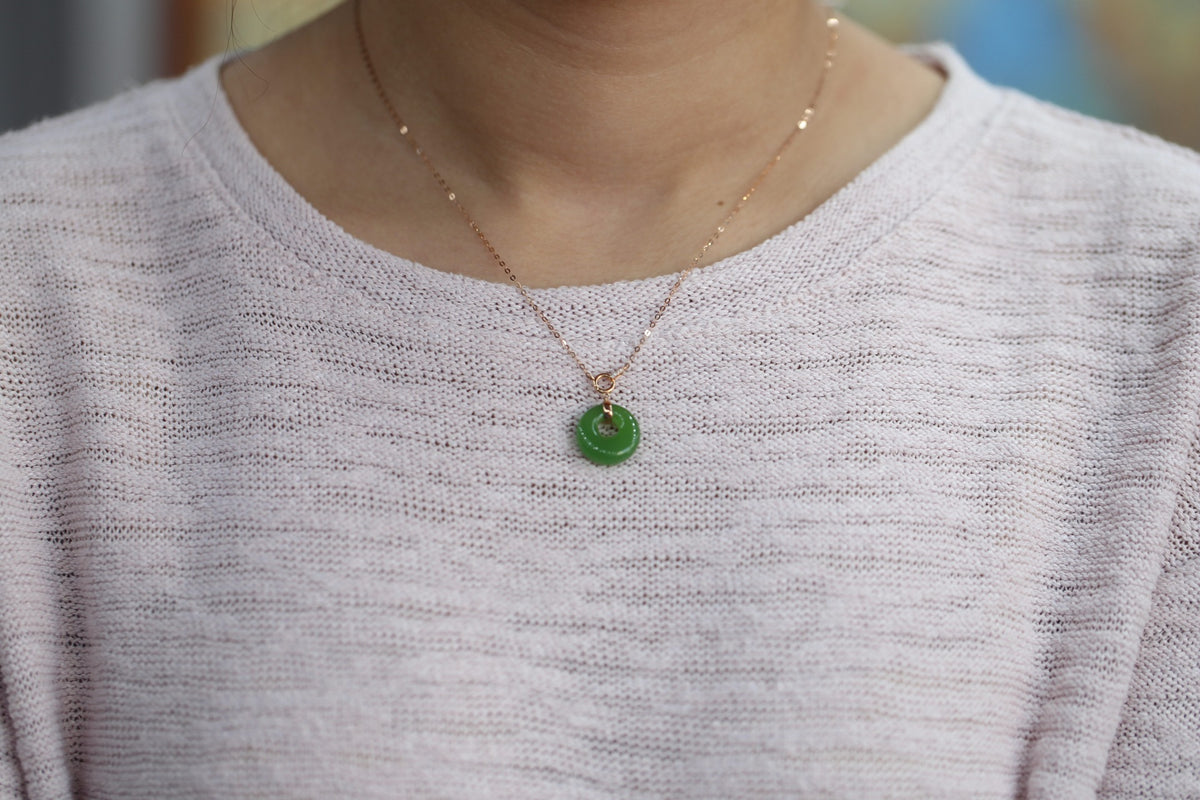 ATELIER 021 · Willow Green — nephrite jade necklace, on the model, close