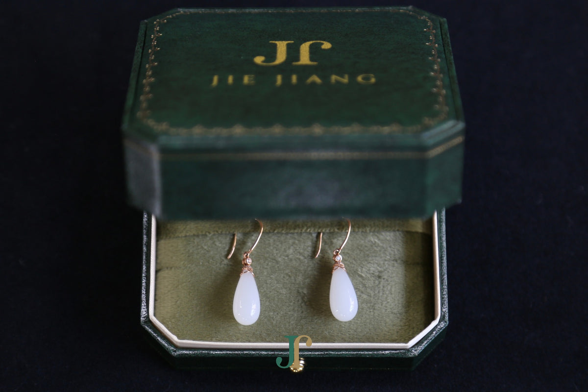 ATELIER 035 · Suet White — nephrite jade earrings, in the box