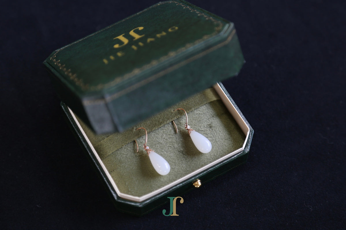ATELIER 035 · Suet White — nephrite jade earrings, packaging