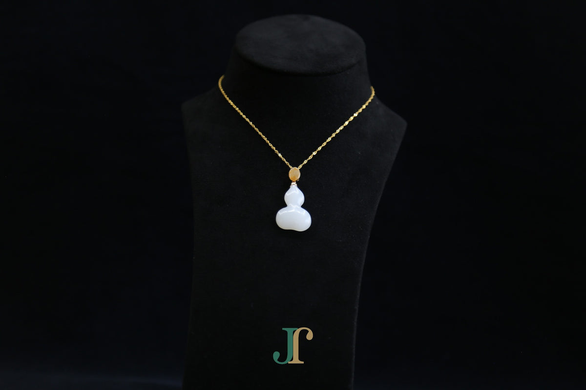 ATELIER 041 · Suet White — nephrite jade pendant, front