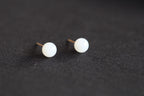 GAIA Luna 8 · Suet White — nephrite jade earrings, detail