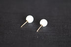 GAIA Luna 8 · Suet White — nephrite jade earrings, setting detail