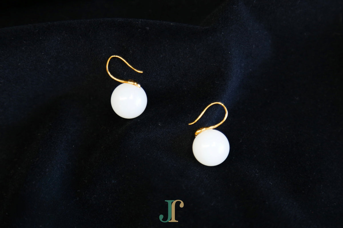 GAIA Luna 14 · Suet White — nephrite jade earrings, flat lay