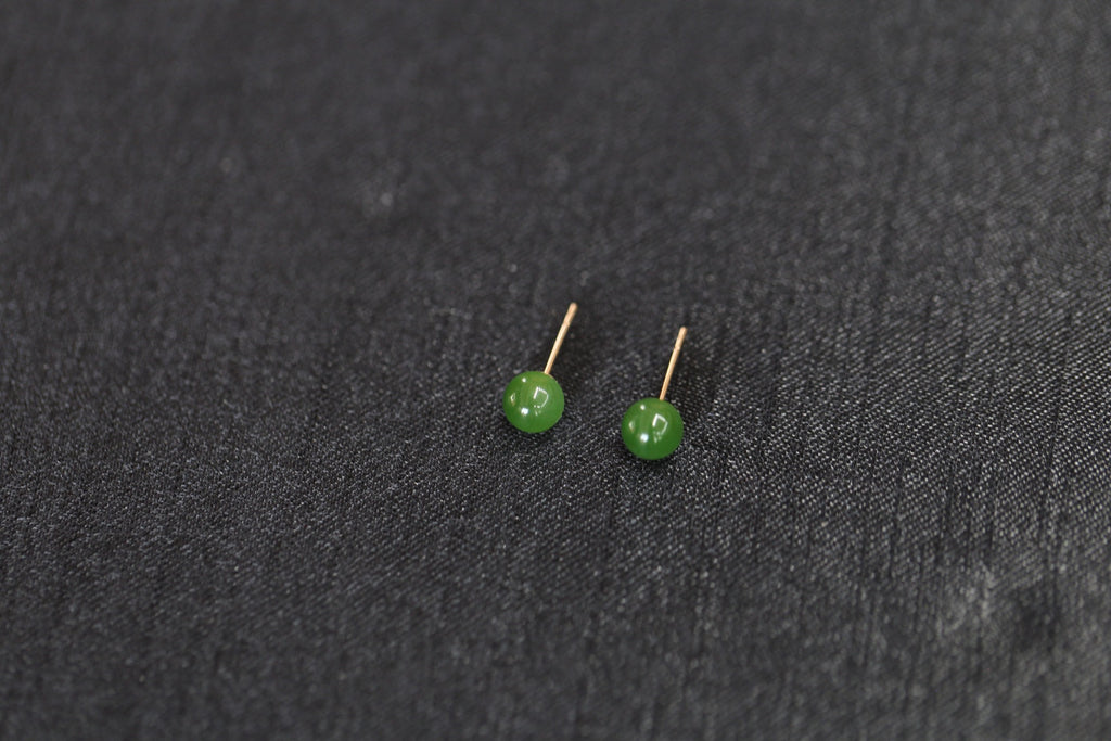 GAIA Luna 6 · Spinach Green — nephrite jade earrings, close view
