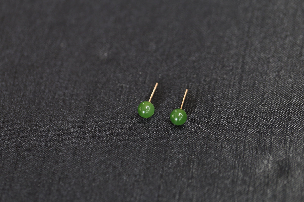 GAIA Luna 6 · Spinach Green — nephrite jade earrings, close view