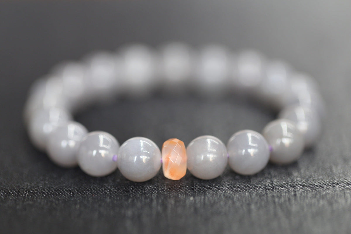 GAIA Earthy 10 · Smoky Lilac — nephrite jade bead bracelet, detail