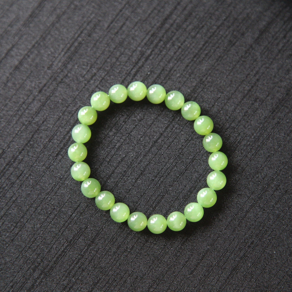 GAIA Earthy — natural nephrite jade bead bracelet, front