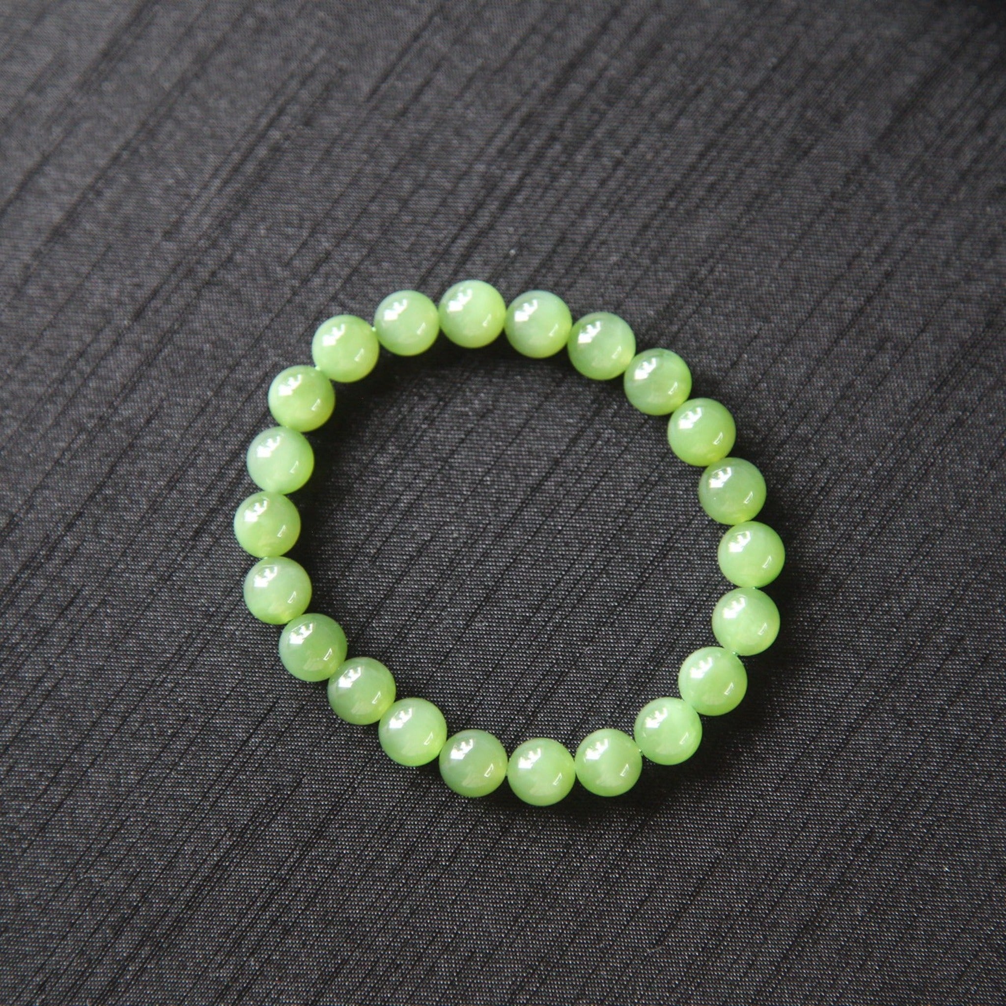 GAIA Earthy — natural nephrite jade bead bracelet, front
