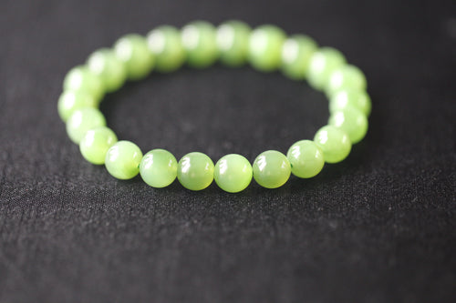 GAIA Earthy — natural nephrite jade bead bracelet, detail