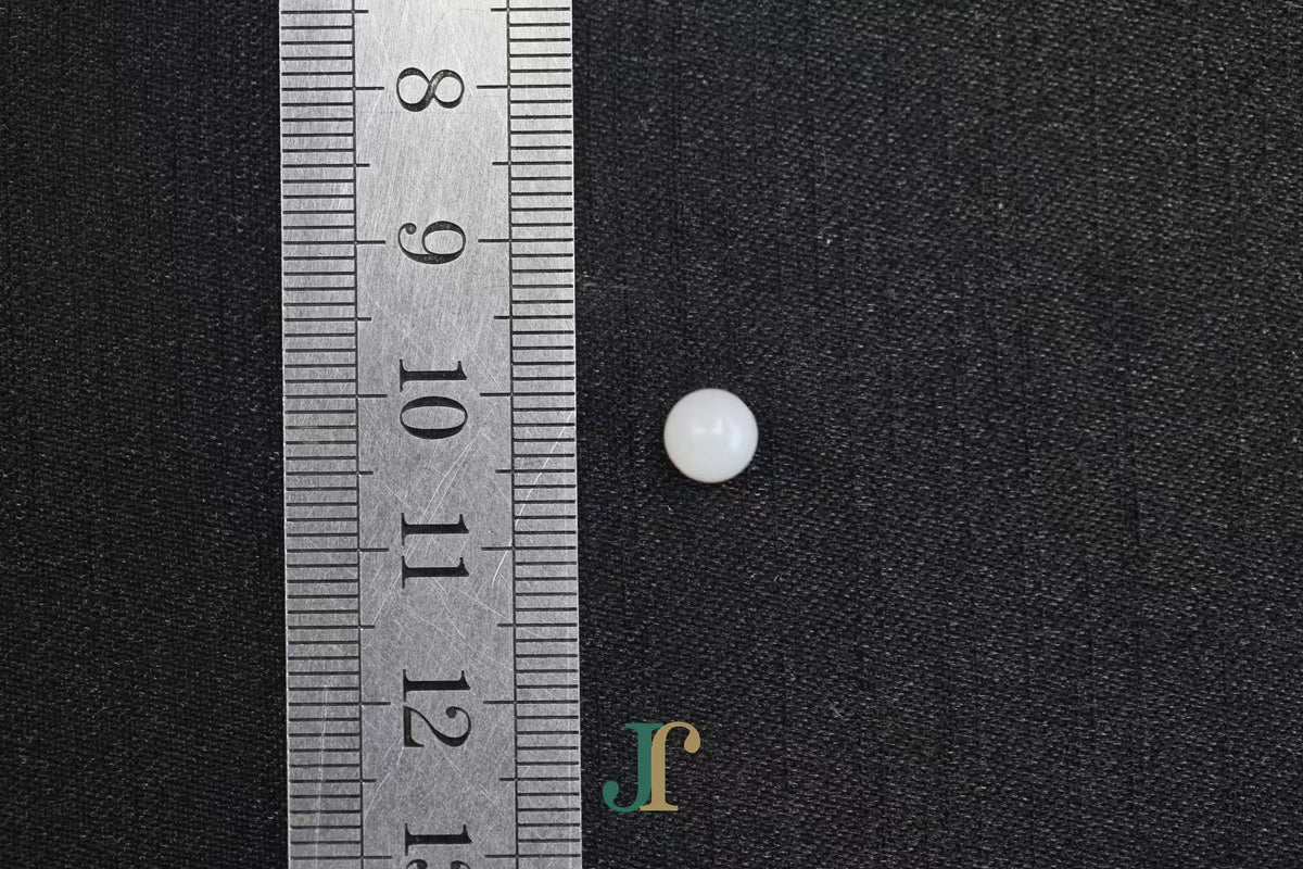 GAIA Pure 6 · Suet White — nephrite jade bead necklace, size reference
