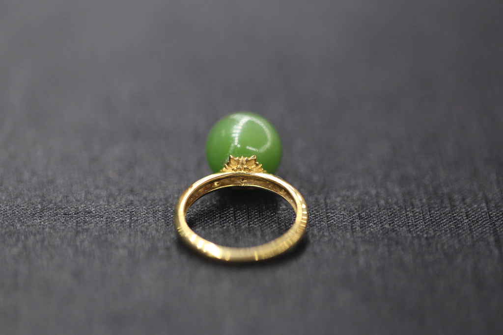 GAIA Spirit 12 · Willow Green — nephrite jade ring, close view