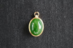 GALET 010 · Spinach Green — nephrite jade pendant, front