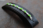GALET 013 · Willow Green — nephrite jade bracelet, detail