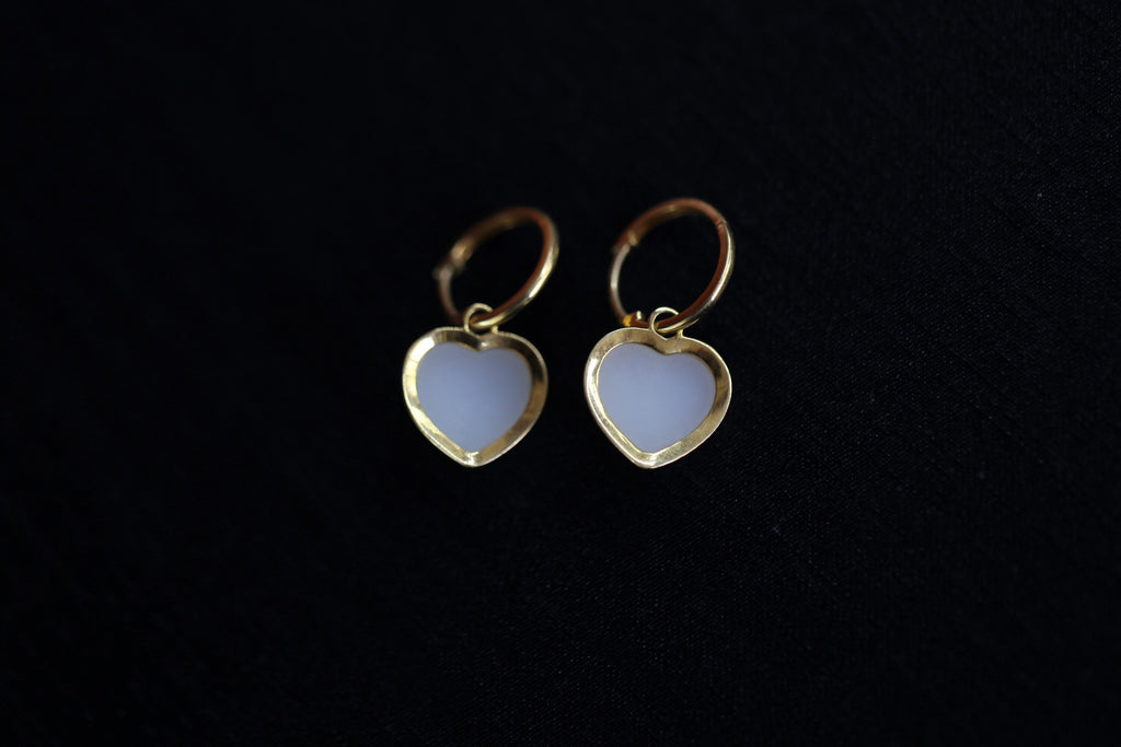 GALET 014 · Suet White — nephrite jade earrings, close view