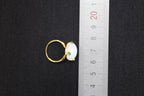 GALET 017 · Suet White — nephrite jade ring, size reference
