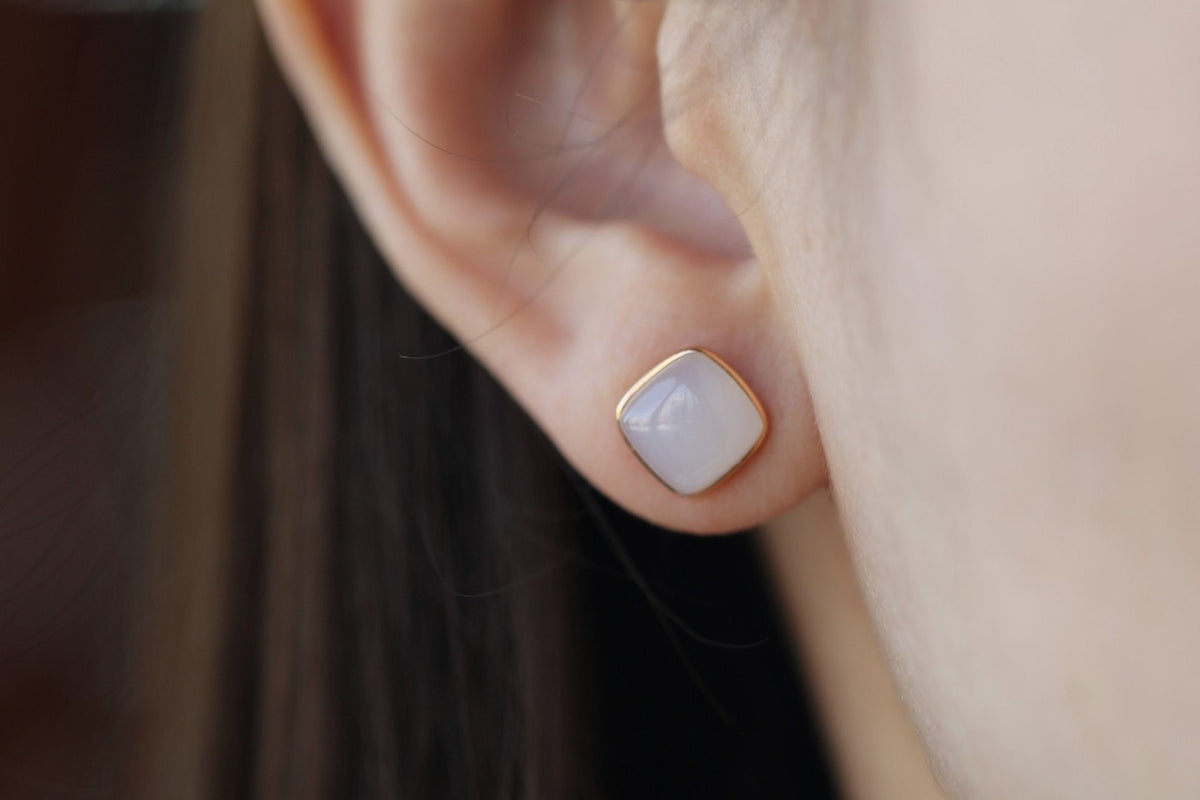 GALET 021 · Suet White — nephrite jade earrings, on the model