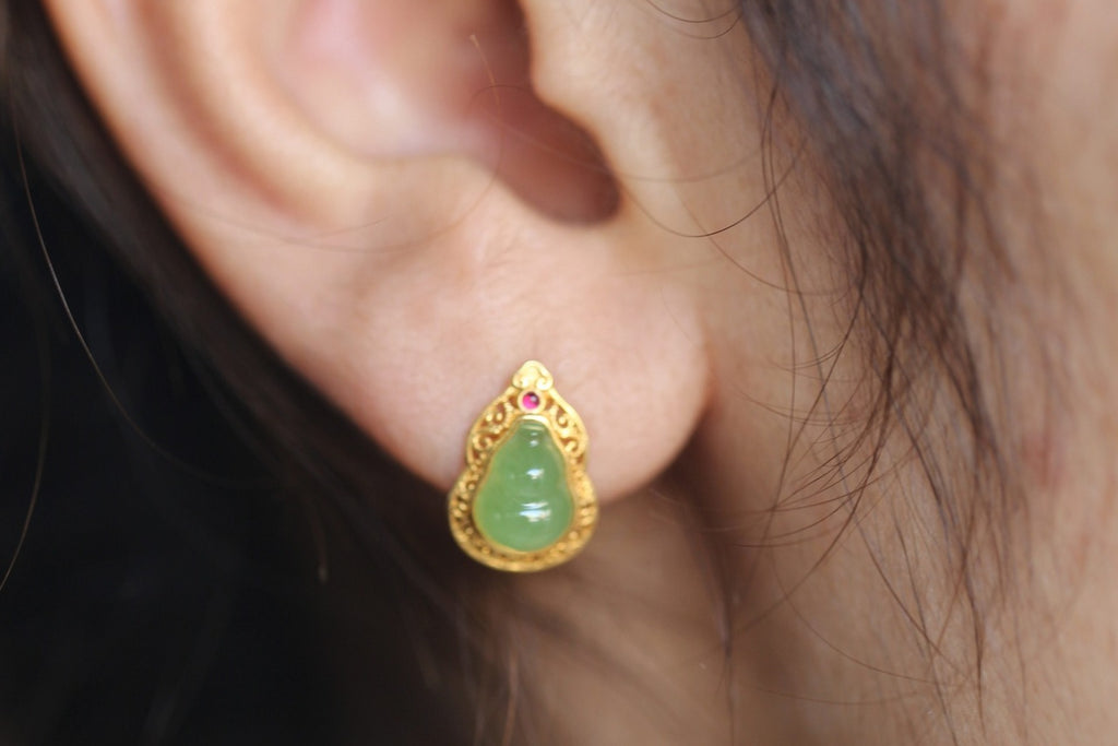 GALET 023 · Willow Green — nephrite jade earrings, on the model
