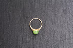 GALET 026 · Willow Green — nephrite jade ring, detail