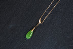 GALET 032 · Willow Green — nephrite jade necklace, front