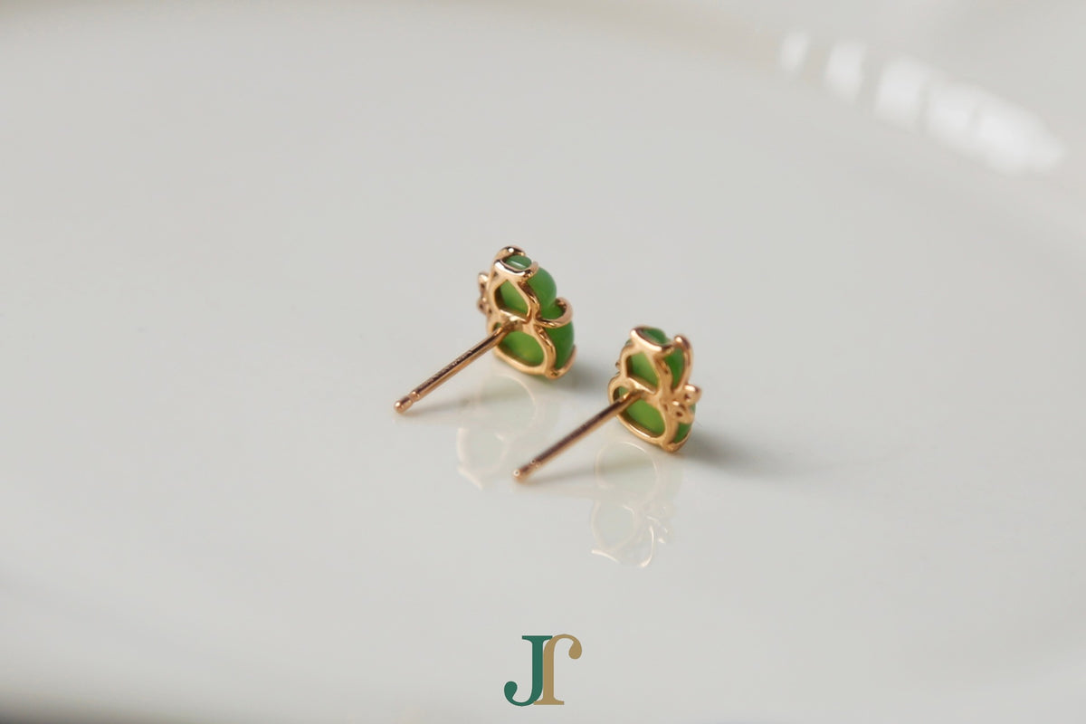 GALET 036 · Willow Green — nephrite jade earrings, back view