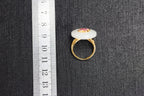 PASTILLE Fluer 20 · Suet White — nephrite jade ring, size reference