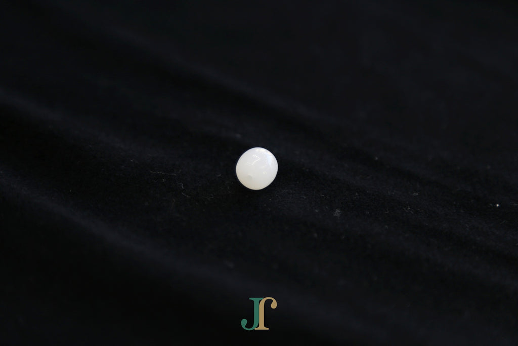 PILLAR Pure 10×9 · Suet White — nephrite jade cylinder necklace, close view, second view