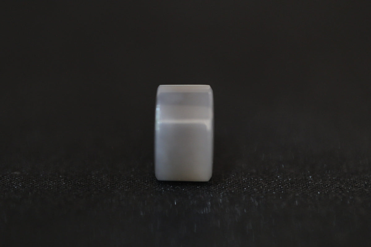 PILLAR Pure 15×9 · Smoky Lilac — nephrite jade pendant, front