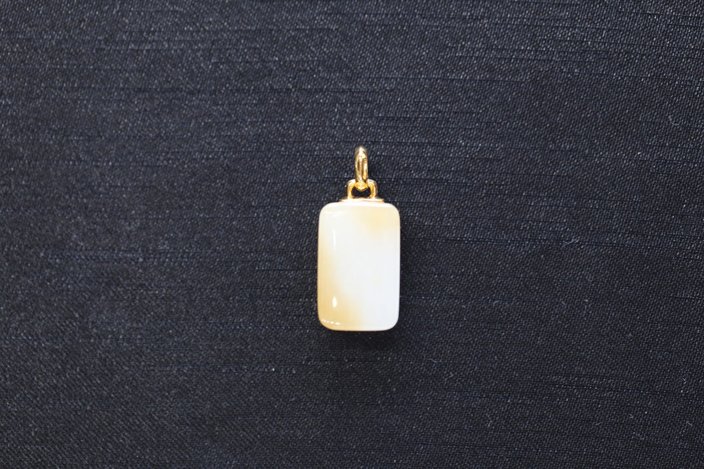 TABULA 011 · Multi-Colour — nephrite jade pendant, front