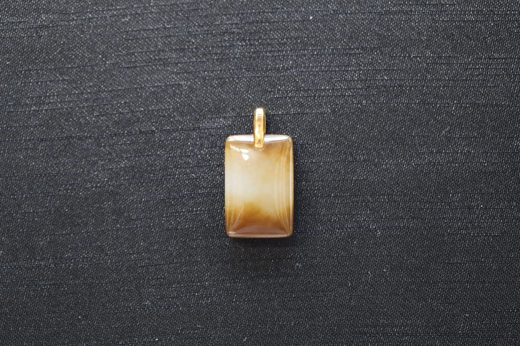 TABULA 013 · Multi-Colour — nephrite jade pendant, front